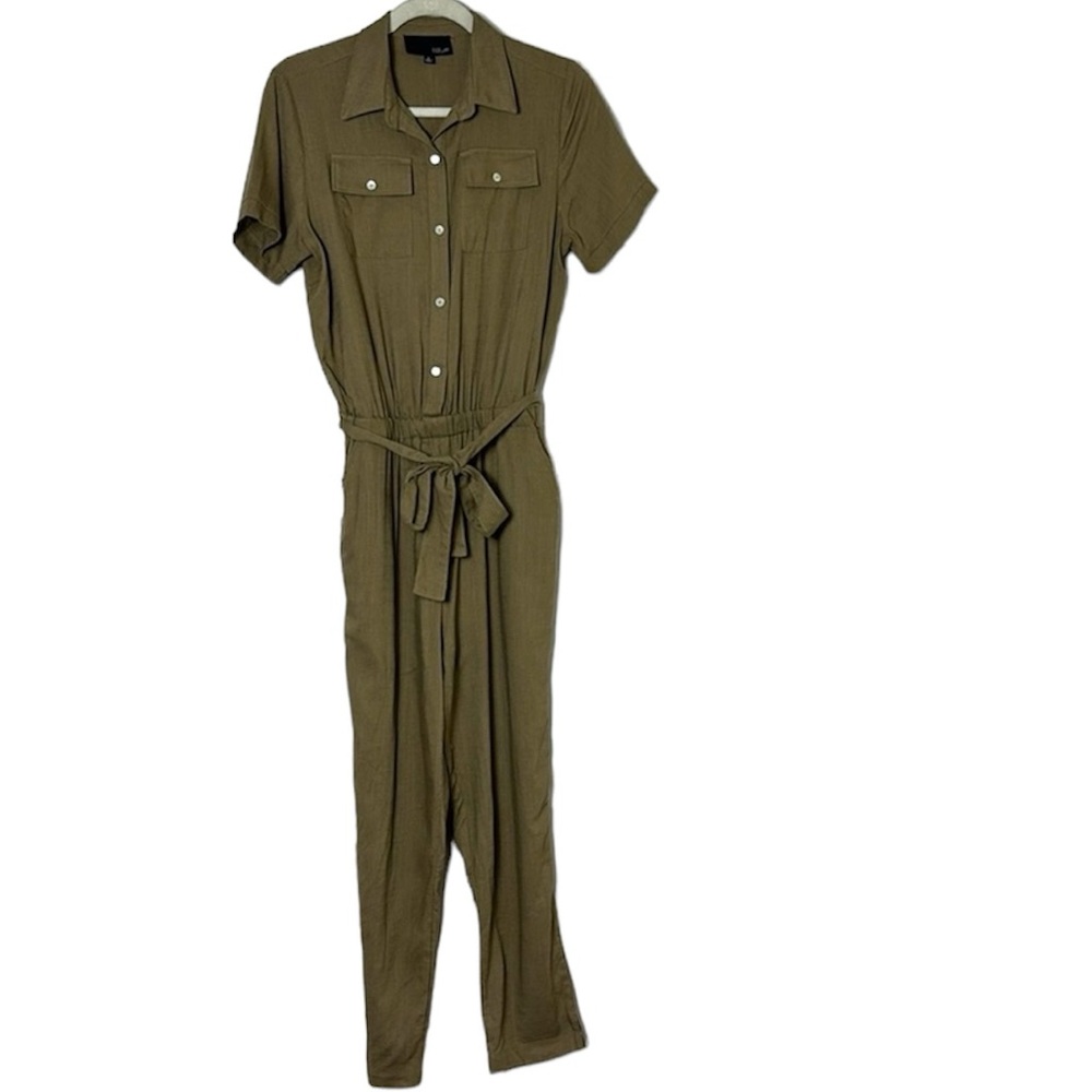 FATE by LFD short sleeve button down collar jumpsuit size Small stretch waist
